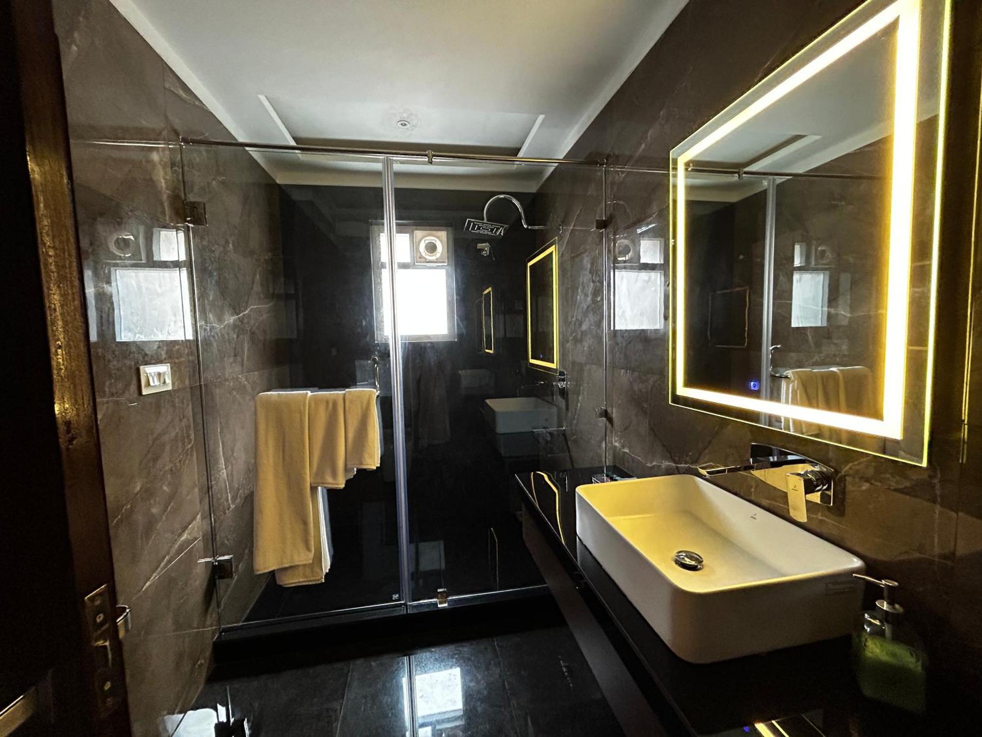 Ashirvad Homestay Varanasi Exteriör bild